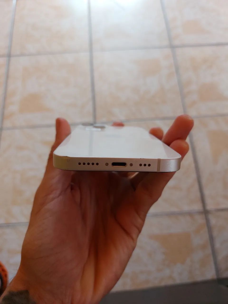 Vendo IPhone 13 Branco - Foto 4