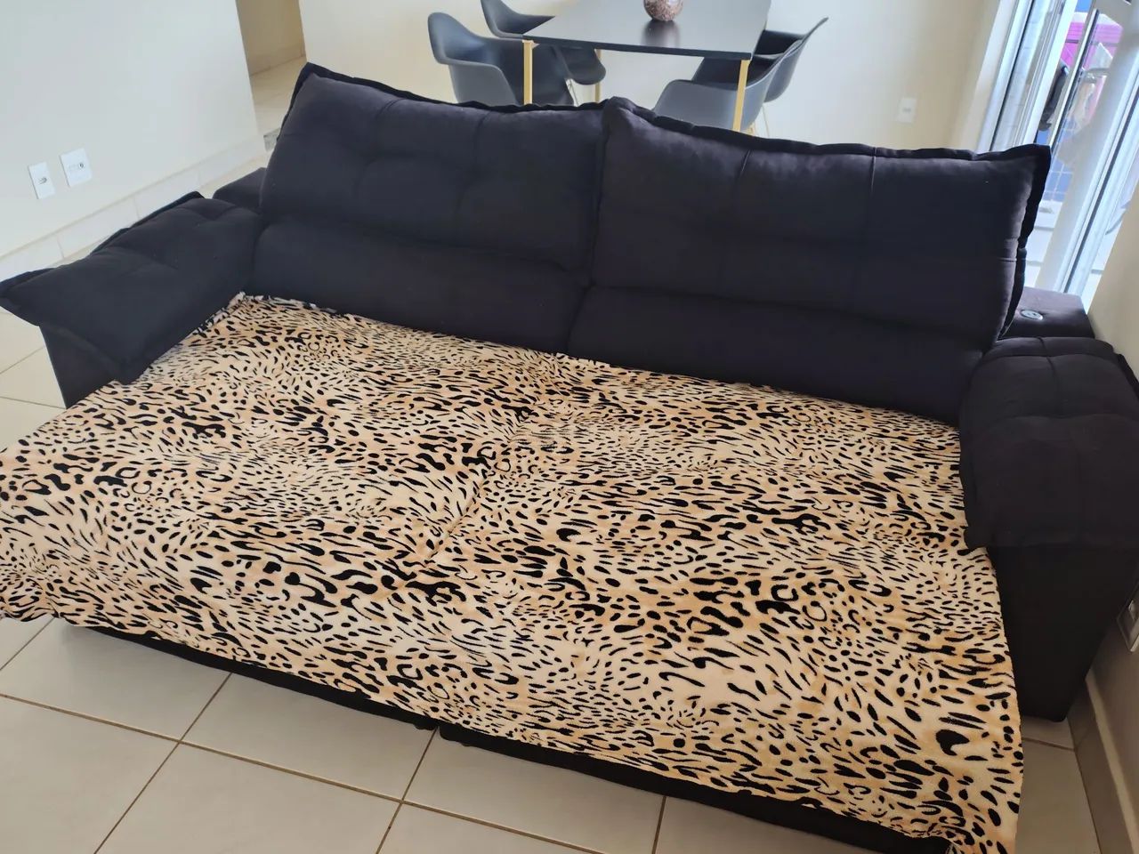 Sofá 210cm - Foto 2