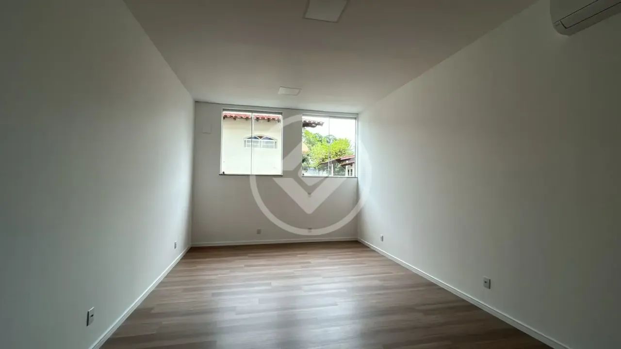 Sala Comercial com Estrutura Profissional, Segurança, Estacionamento e Recepção Compartilh - Foto 2