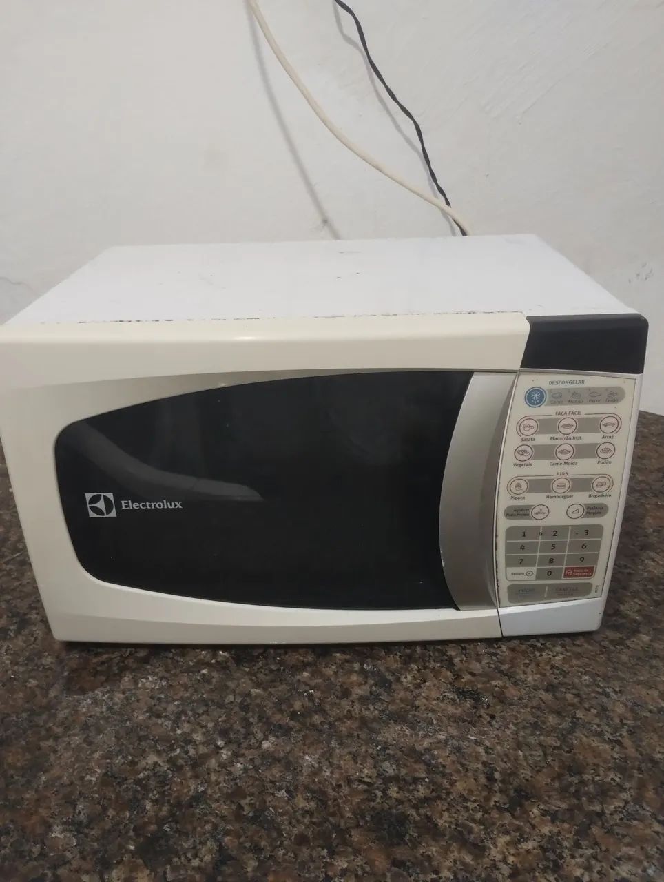 Microondas Eletrolux todo perfeitamente 