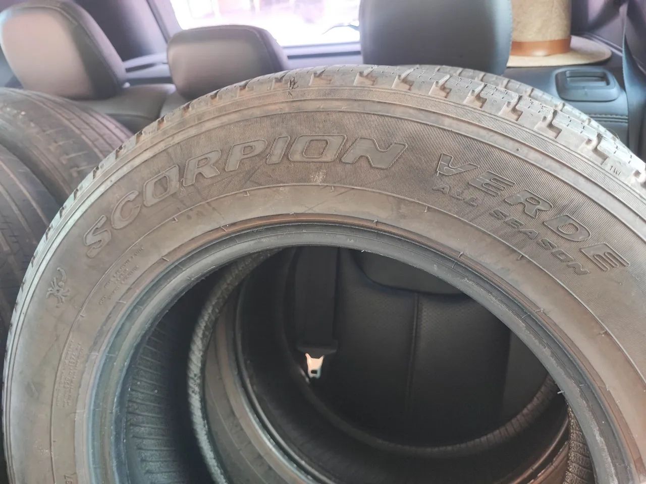 2 Pneus scorpion 215/65 R16 - Foto 4