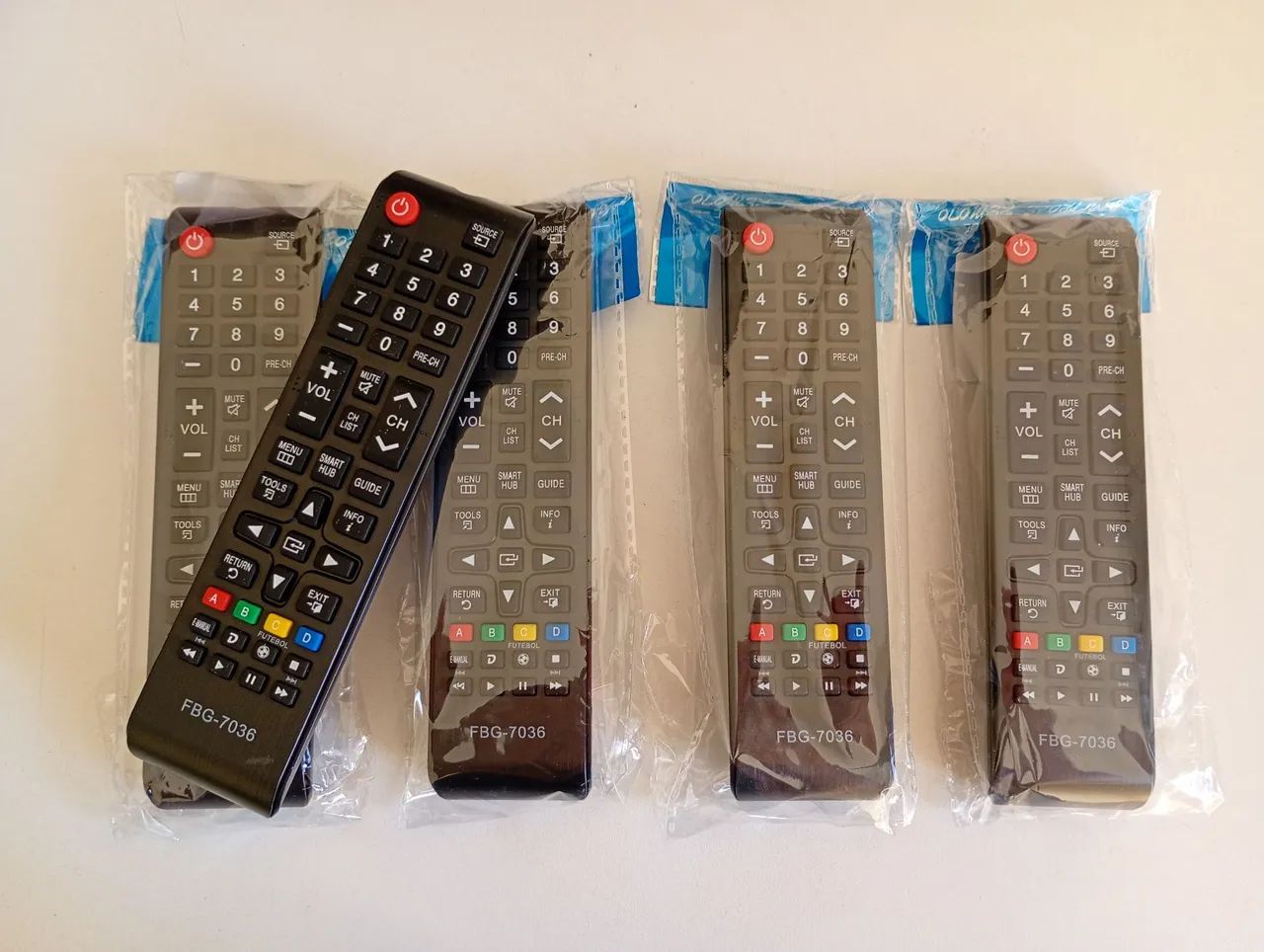 Controles de tv  - Foto 3