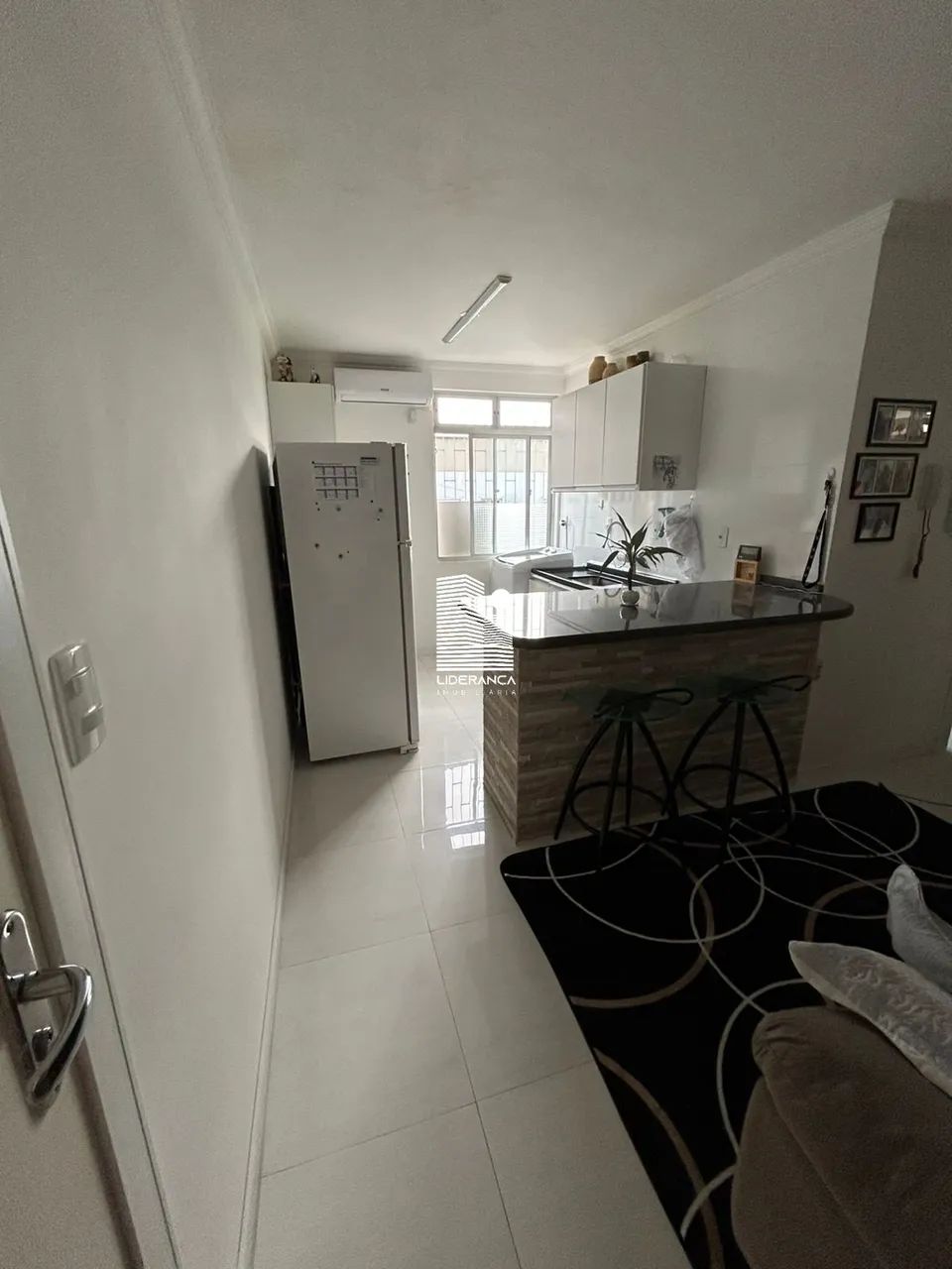 Apartamento, Pantanal, 02 Dormitórios, 01 Vaga