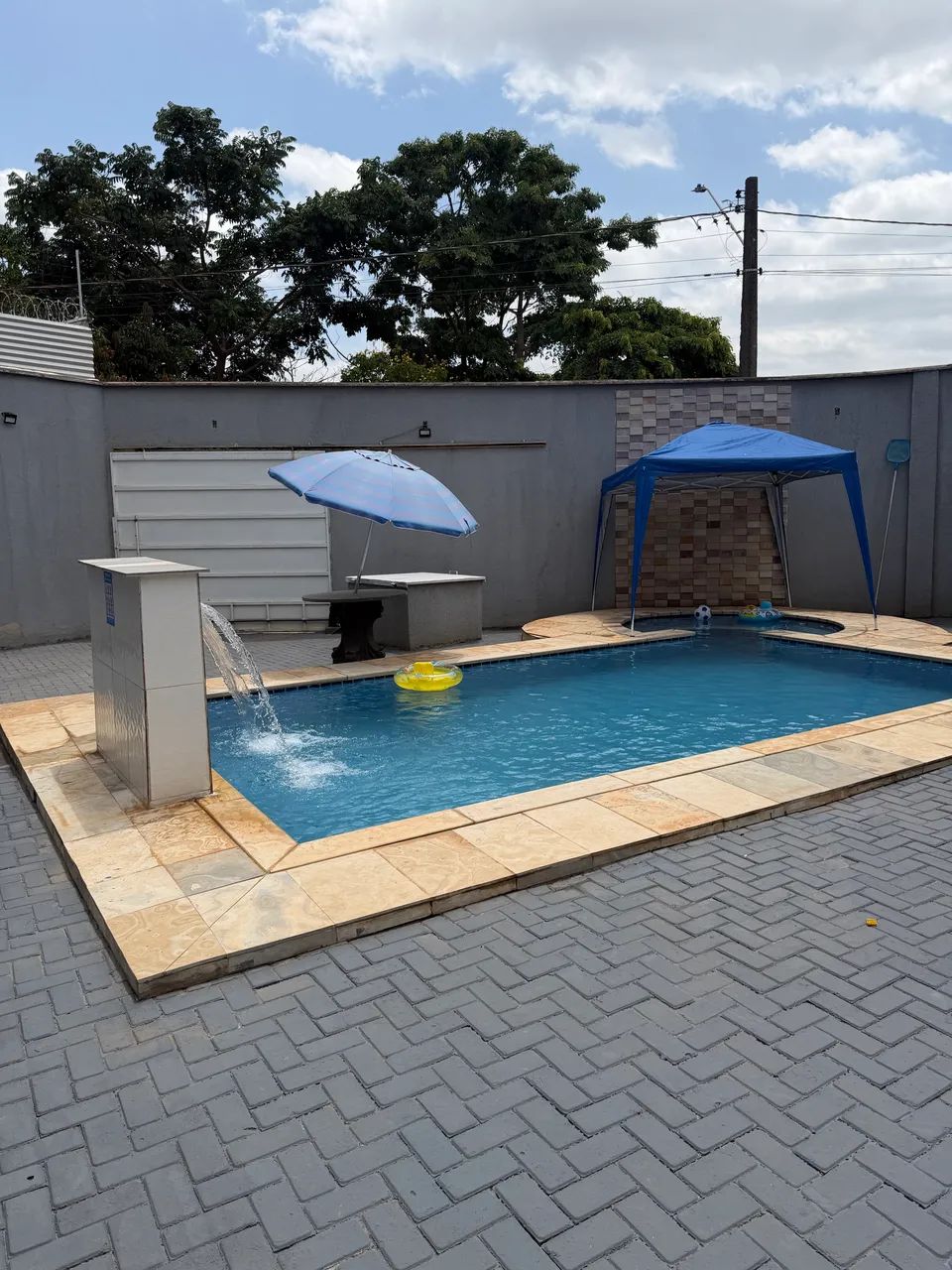 Espaço de Lazer com piscina 
