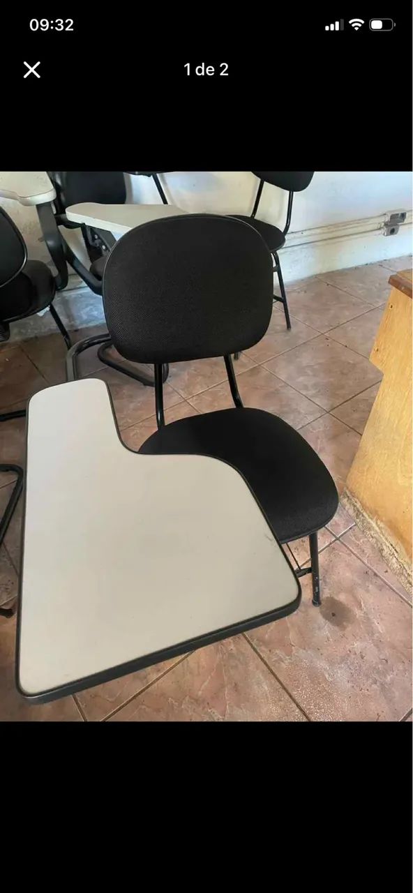 Cadeiras de escola