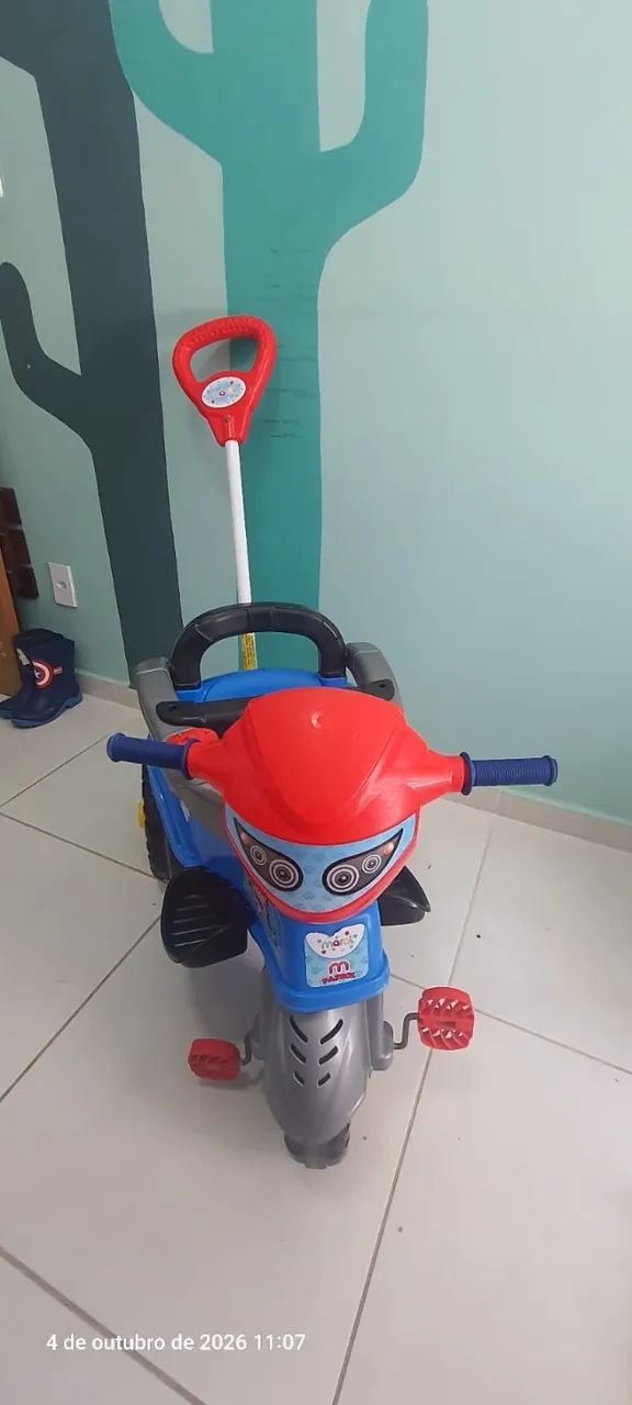 Carrinho de Passeio Infantil com empurrador e pedal Maral - Foto 2