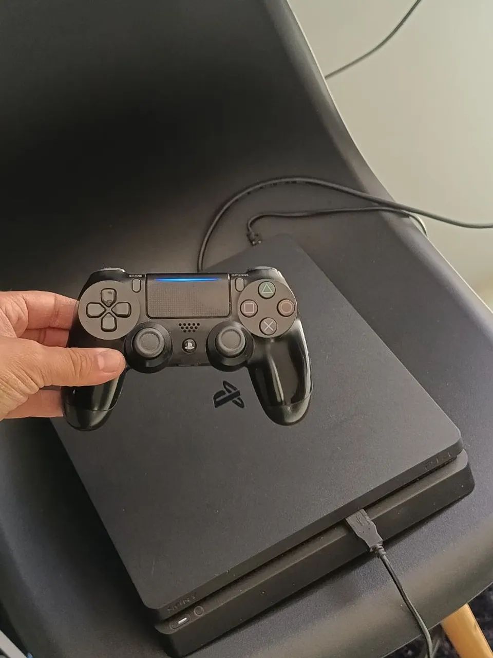PS4 SLIM