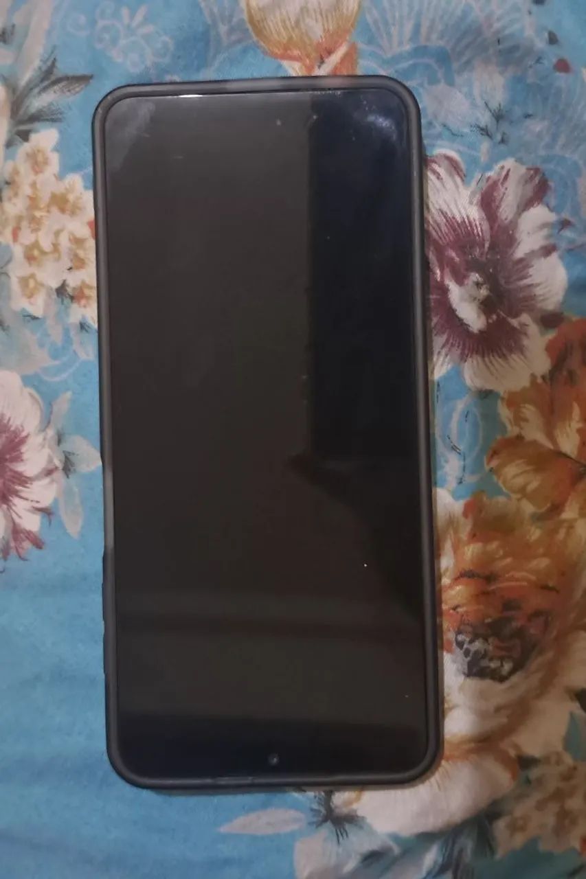 Vendo celular , em ótimo estado, funciona bem, bateria nunca foi trocada .