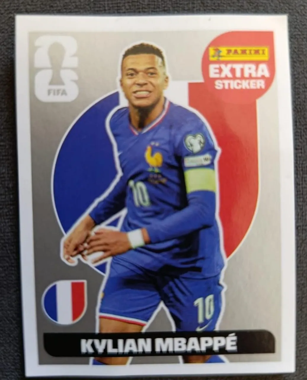Figurinha Mbappé Legend - Copa 2022 Panini (Extra Sticker Prata