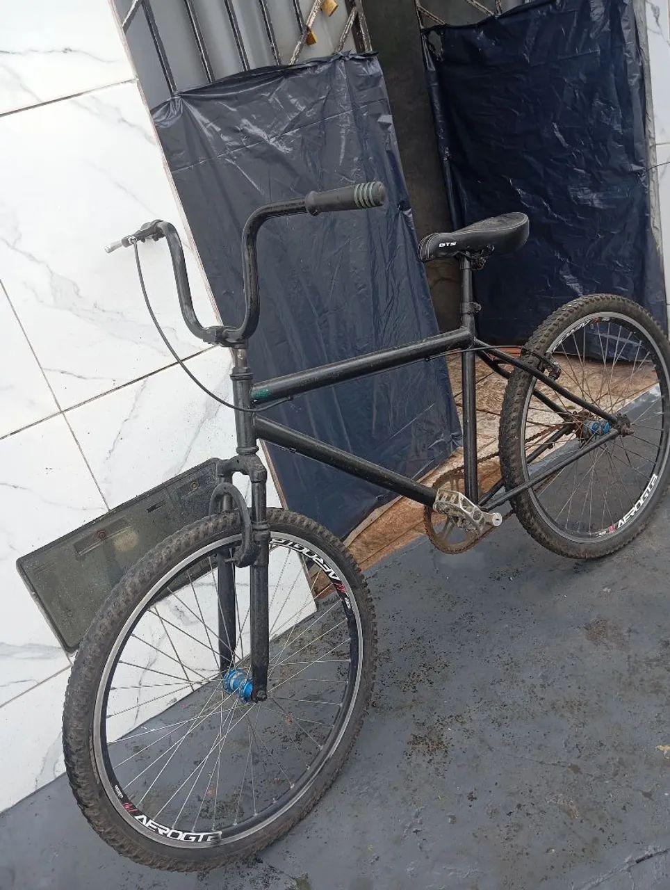 Bike top aro 26 , pegar e andar  - Foto 2