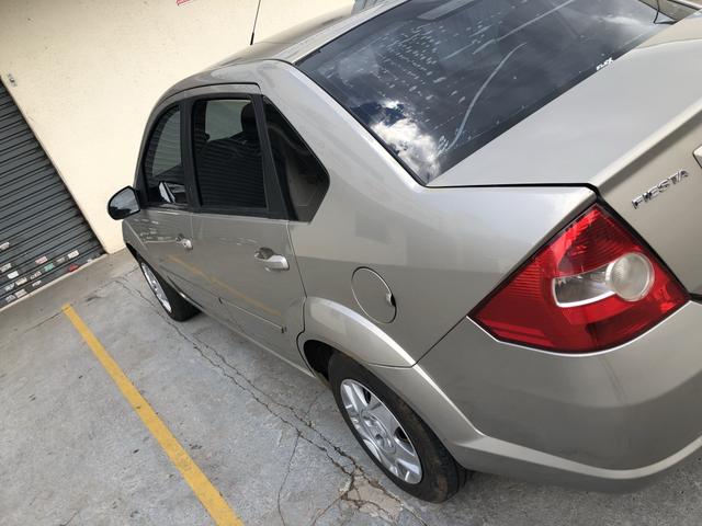 Ford FIESTA sedan 1.6 completo 2009 - Foto 2