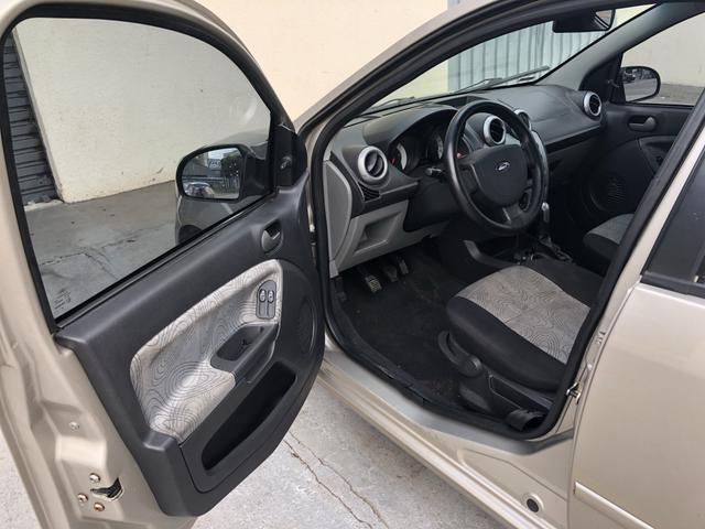 Ford FIESTA sedan 1.6 completo 2009 - Foto 8