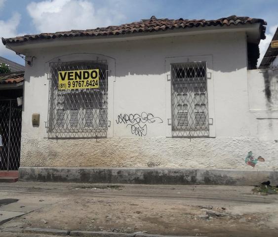 Casa antiga na Av. Caxangá, Iputinga