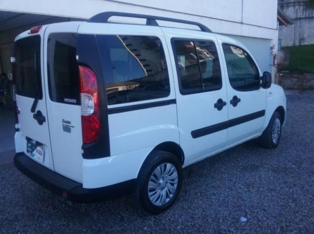 DOBLO 1.4 MPI ATTRACTIVE 8V FLEX 4P MANUAL - Foto 4