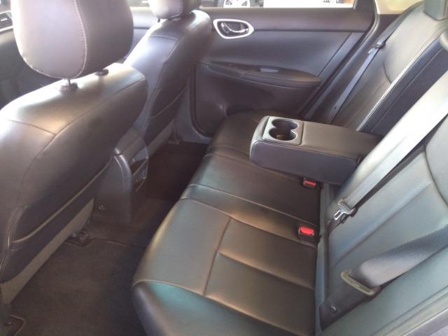 Sentra 2.0 SV 2018/2019 - Foto 10