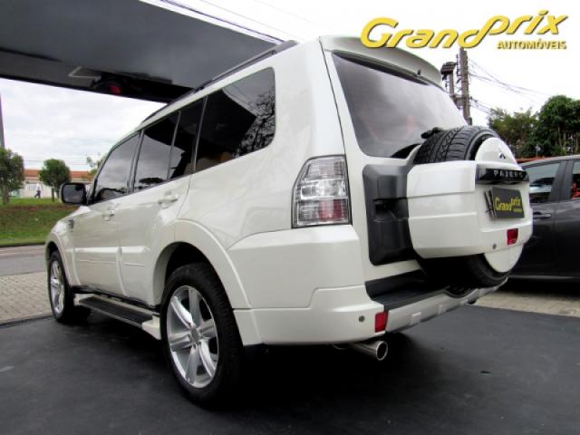PAJERO FULL 2014 3.2 HPE 4X4 16V TURBO INTERCOOLER DIESEL 4P AUTOMÁTICA BRANCA COMPLETA - Foto 16