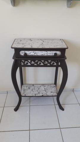 Vendo criado em madeira