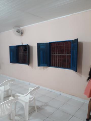 Vendo uma casa