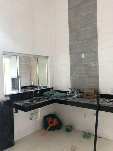 Linda casa itamaraty área gourmet com churrasqueira e sala pé direito duplo anapolis go - Foto 8