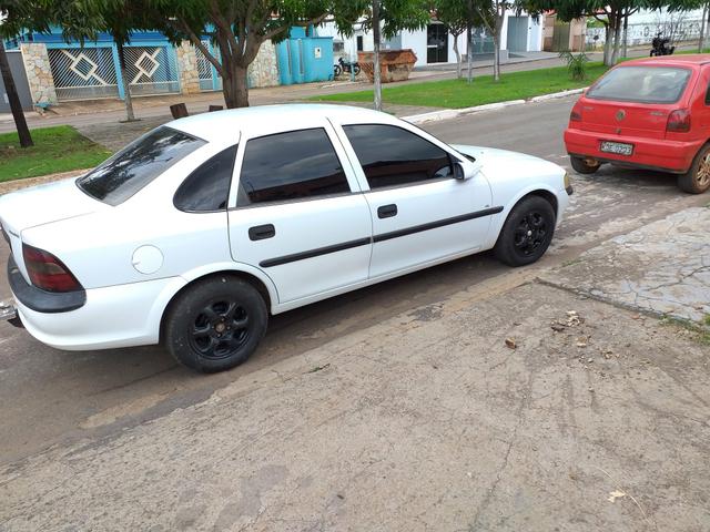 Vendo ou troco vectra relíquia - Foto 2
