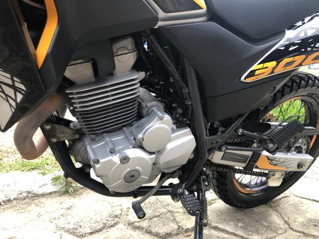 XRE 300 Adventure 2017 - Foto 3