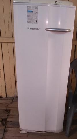 Freezer Electrolux (preço aberto à negociação)