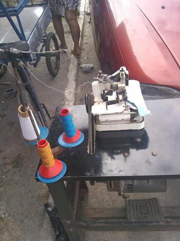Vendo máquina de costura - Foto 3