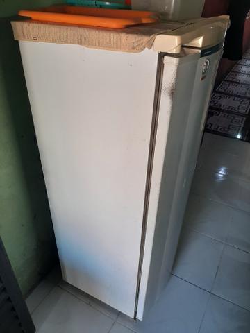 Geladeira cônsul 340 litros em ótimo estado, funcionando! - Foto 2
