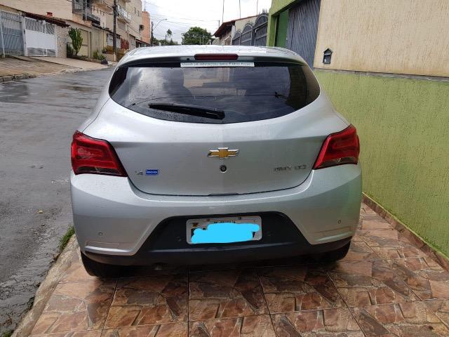 Vendo ou troco carro ônix 1.4ltz passo cartao