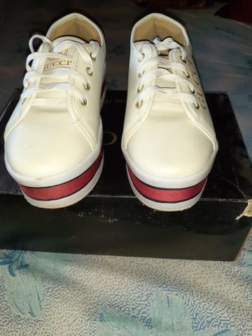 Sapatos novos e seminovos - Foto 2