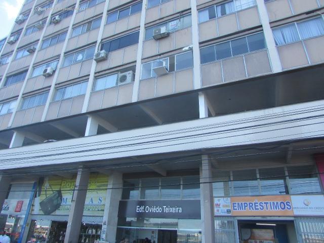 SALA NO EDF. OVIEDO TEIXEIRA, BAIRRO CENTRO
