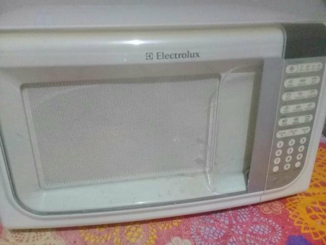 Micro-ondas Electrolux 31 lt
