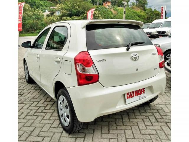 Toyota Etios 1.3 X 2016 - Foto 3