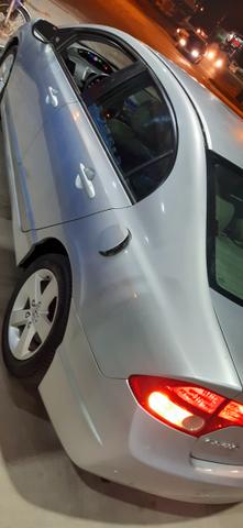 Vendo ou troco .carro impecável único dono .Tudo em dia.aberto a negócio - Foto 4