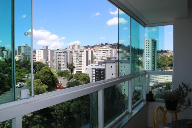 4 quartos, 2 suítes, varanda, elevador, 3 vagas livres, lazer e excelente localização. - Foto 18