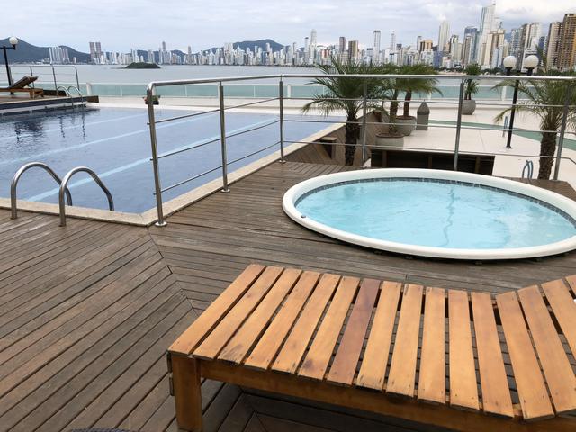 Loft studio até dezembro Balneário Camboriú c garagem