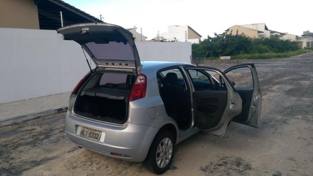 Fiat Punto ELX 1.4 2009/2010 Flex 8V, 5 portas, Cor prata - Foto 5
