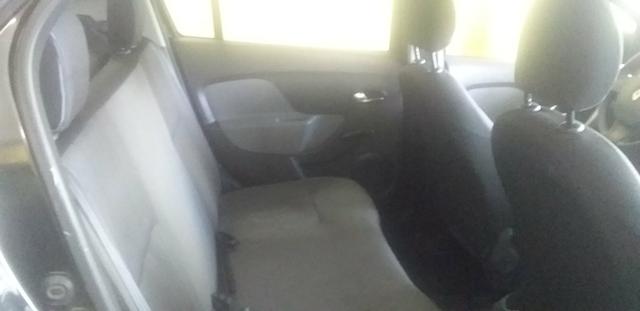 Logan 1.6 midia navi e gnv único dono 2015 sem entrada 60x699,00 - Foto 8