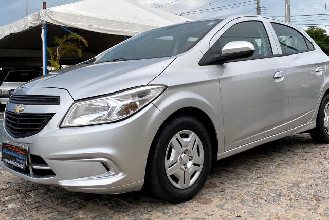 ONIX 2017 completo com apenas 33 mil km
