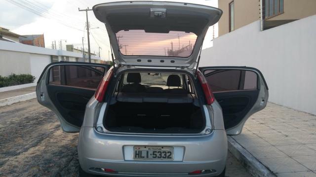 Fiat Punto ELX 1.4 2009/2010 Flex 8V, 5 portas, Cor prata - Foto 11