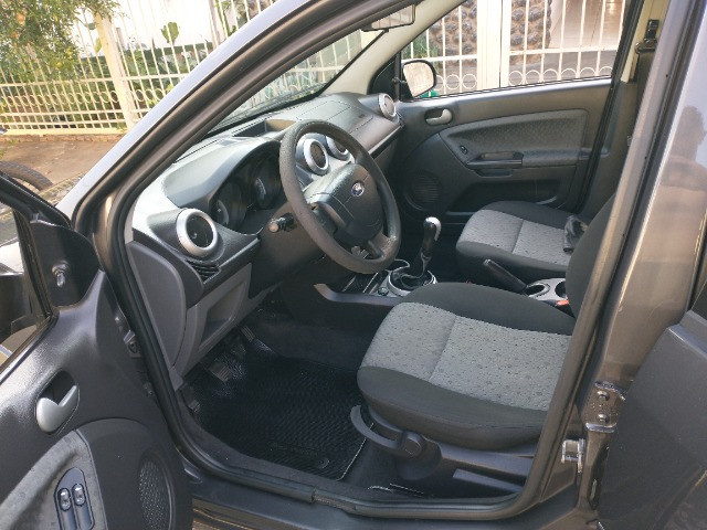 Vendo ford fiesta - Foto 3