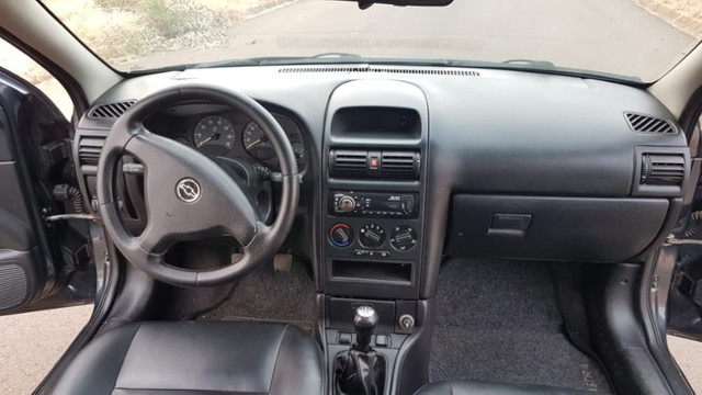 Astra cinza completo 4portas 2.0 GM - Foto 10
