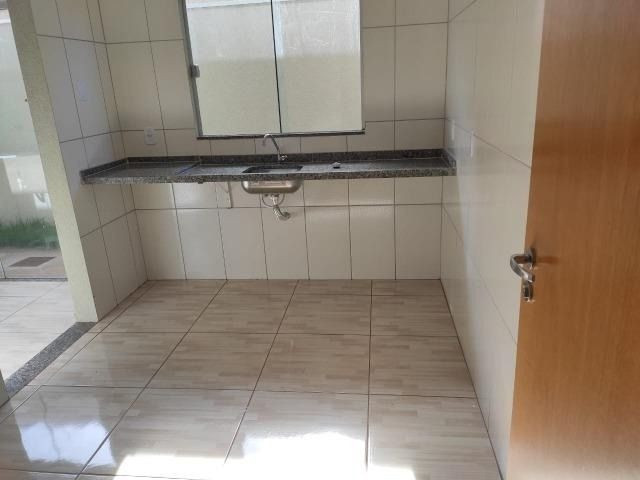 Excelente casa em Bairro Seguro e Tranquilo - Bairro Universitário - Foto 2