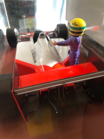 McLaren Honda MP4/4 1/8 - Foto 4