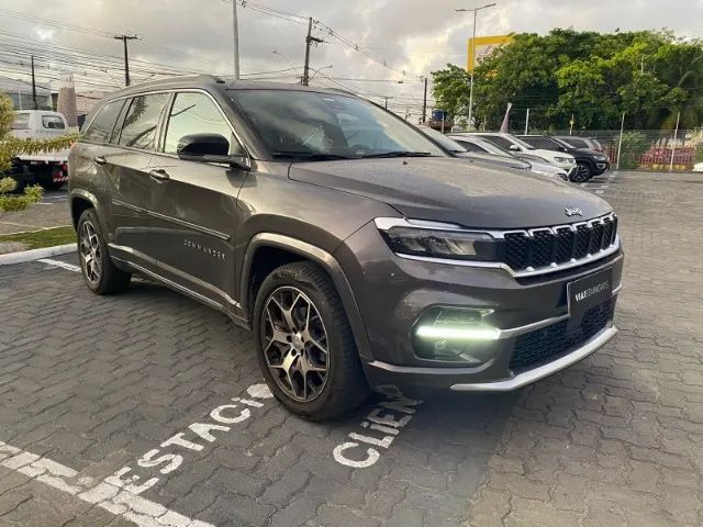 Commander Overland 2022 1.3 T270 Flex - C/ Teto Solar - 7 Lugares