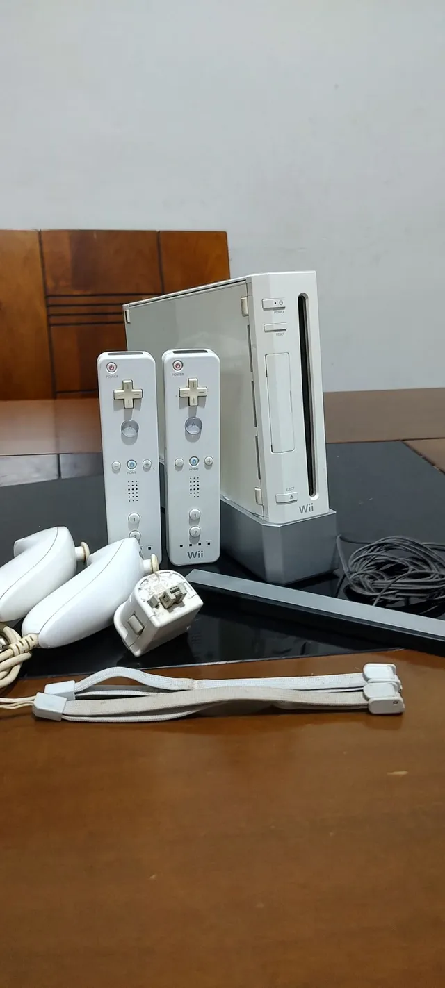 nintendo wii na caixa desbloqueado funcionando perfeitamente