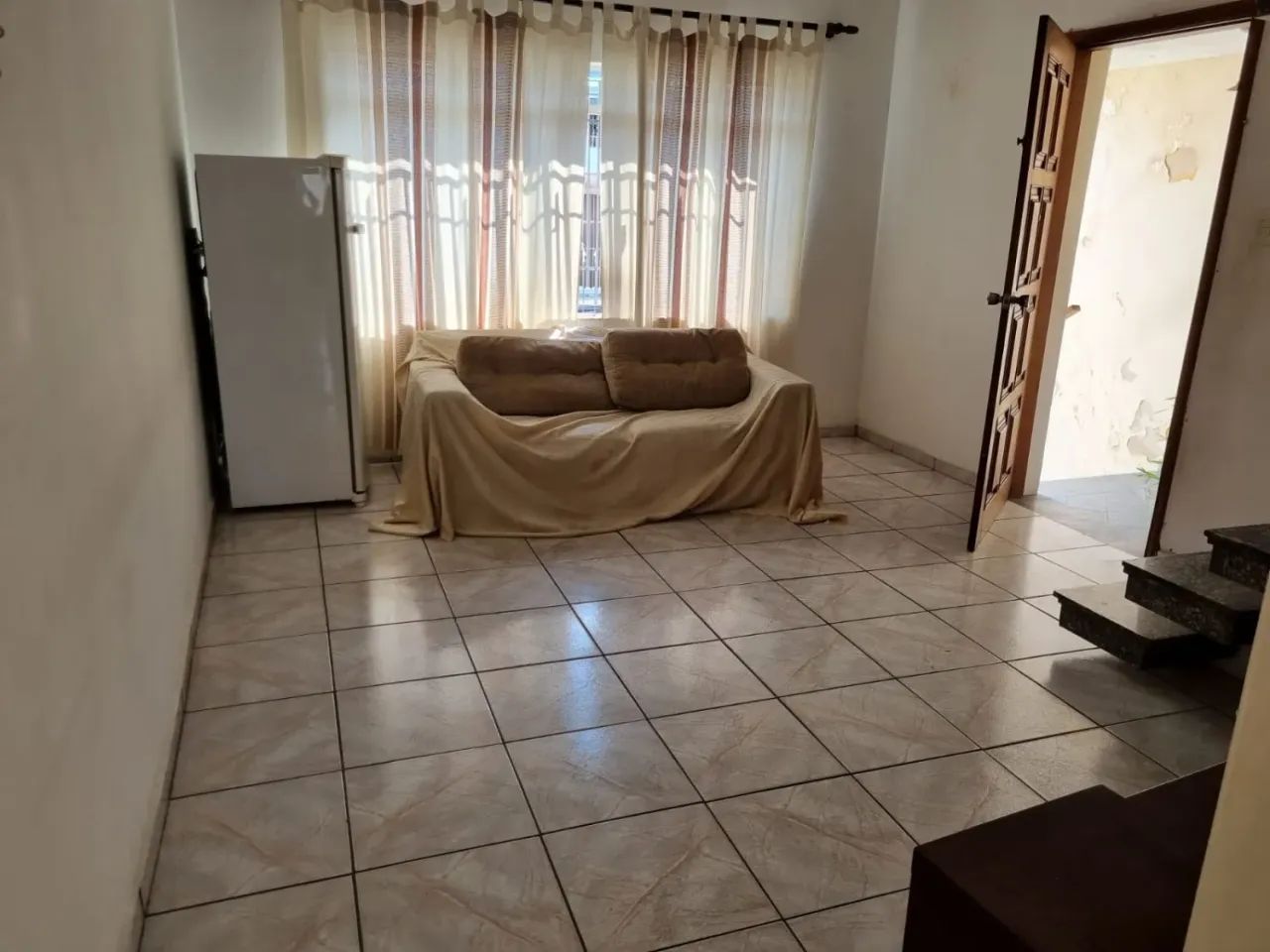 Sobrado para venda com 3 dormitórios - 152m² e 2 vagas no Jardim Paraíso