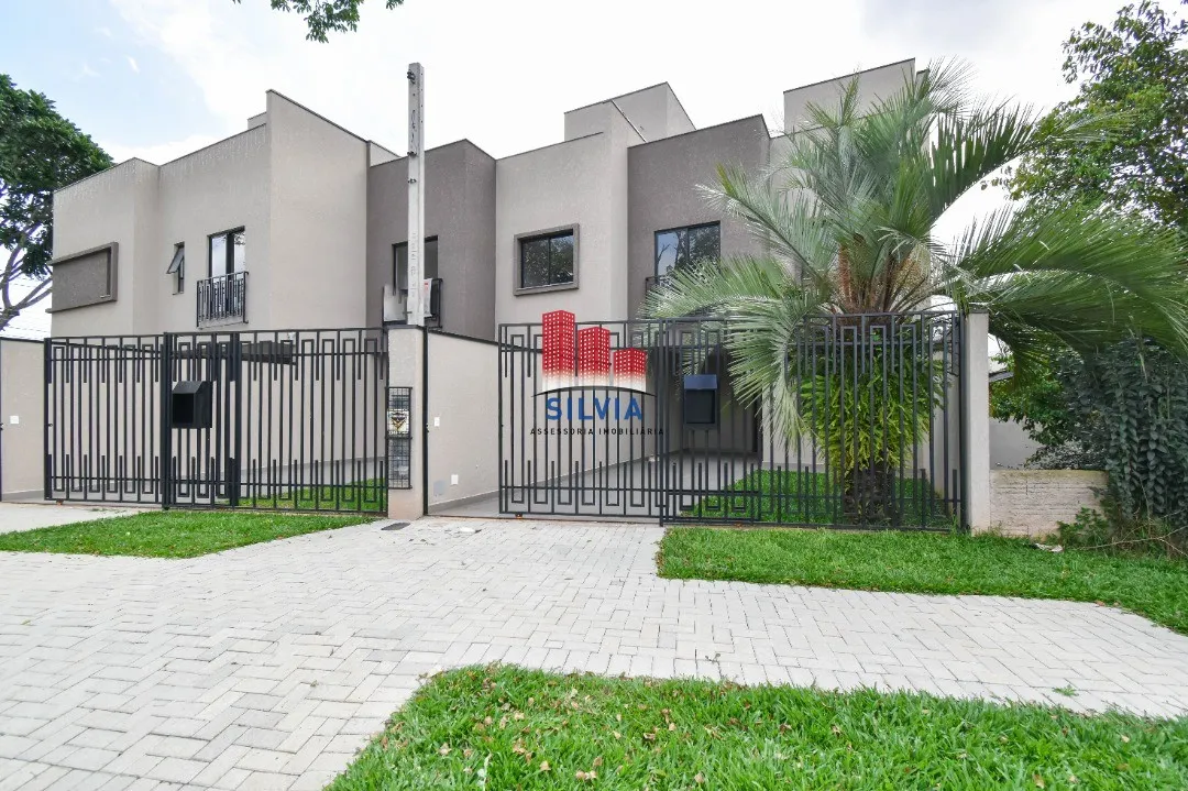 Lindo Sobrado em condomínio na Melhor região do Novo Mundo c/ 130m², 3 quarto (1 suíte)