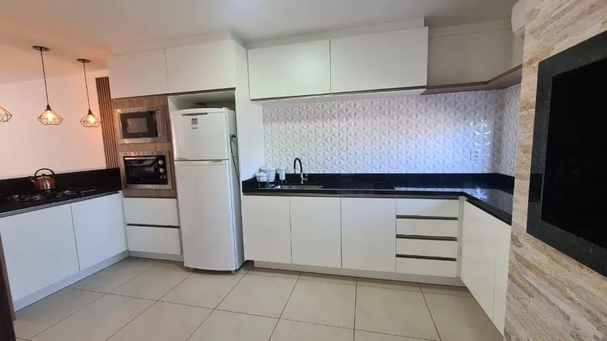 Sobrado espaçoso em Torres - Foto 3