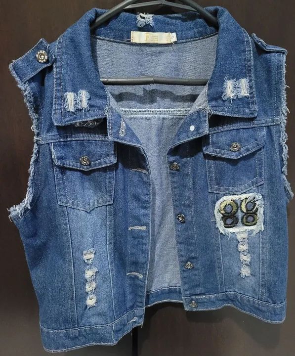 Lote de blusas tamanho G  - Foto 4